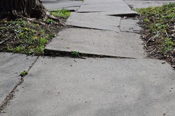 Concrete Sidewalk Leveling in Huntsville